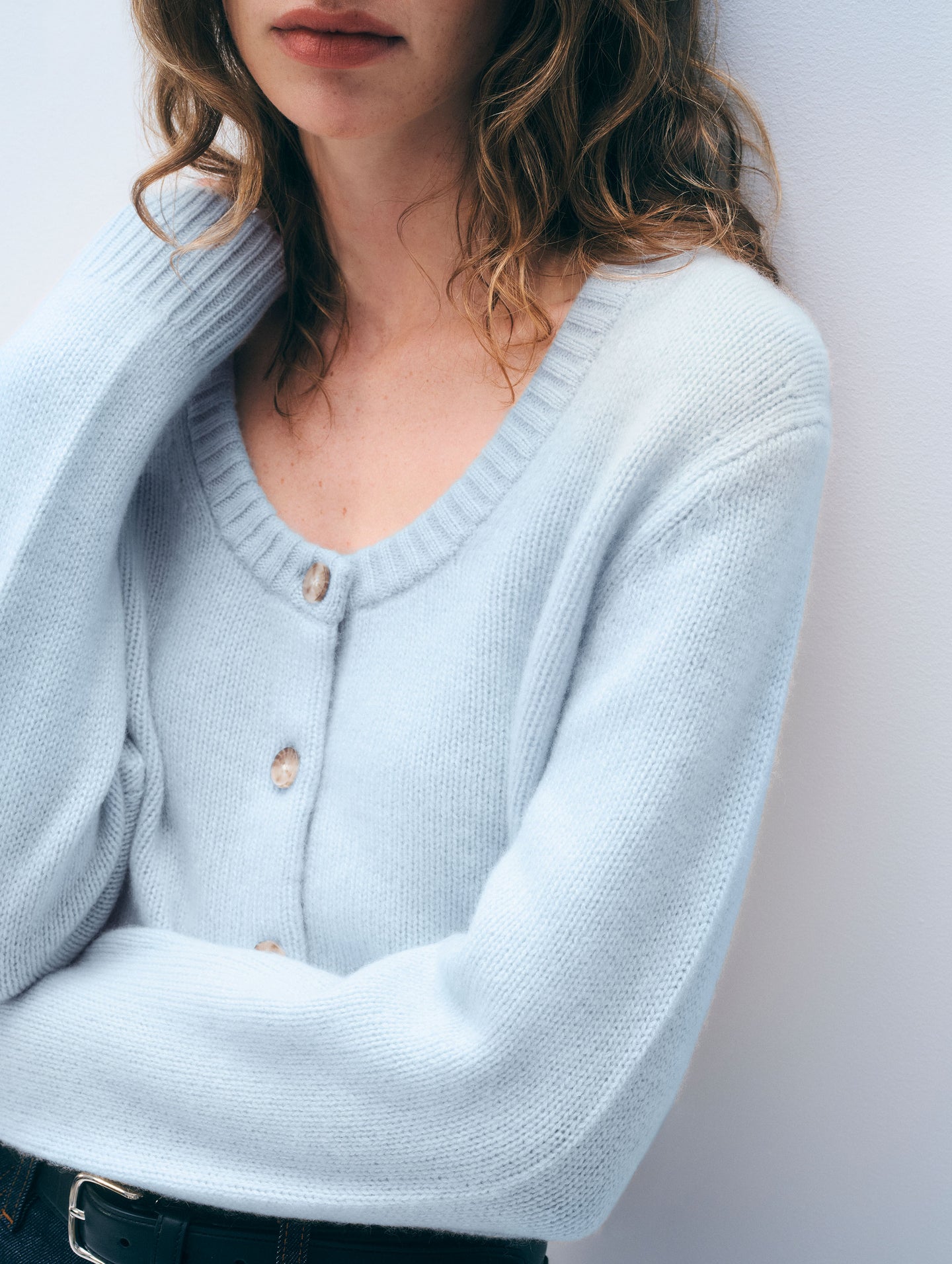 White + Warren Cashmere Scoop Short-Length Cardigan in Pastel Blue